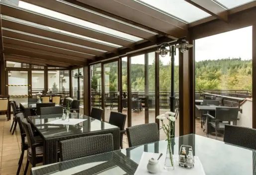 Dziki Potok Konferencje Grill & Prestige SPA Karpacz ogród zimowy