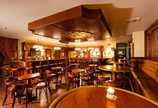 Irish Pub w Qubus Hotel Legnica