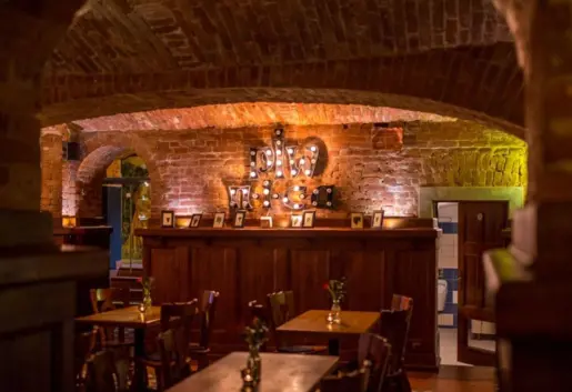 Pub Piwnica