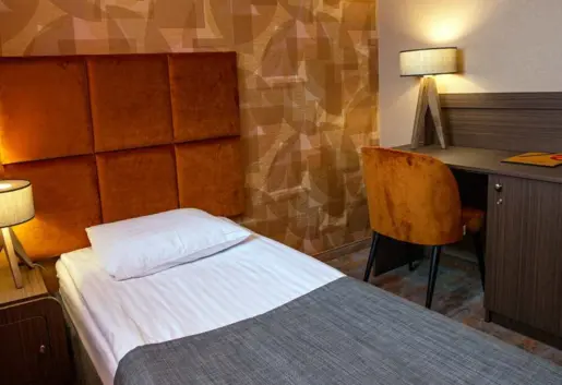 POKÓJ JEDNOOSOBOWY STANDARD