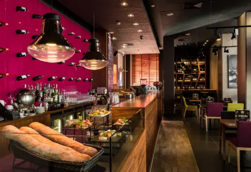 Winestone Bar Restaurant