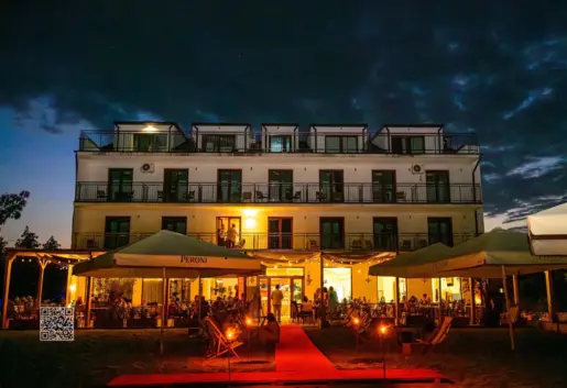 Relax Place & Restaurant