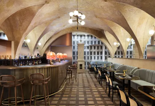 Bistro The Hours