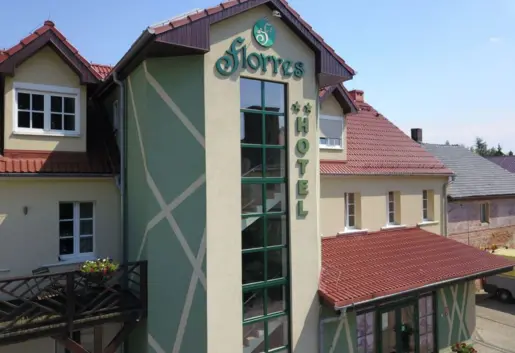 Centrum Restauracyjno-Hotelowe Florres