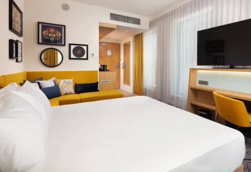 Pokój typu King z widokiem na miasto