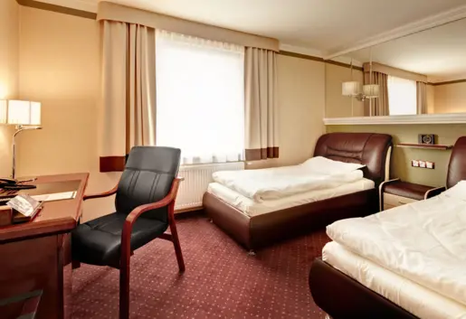 M Hotel Sosnowiec pokoj twin standard