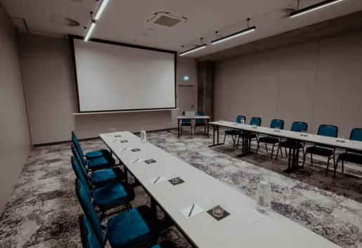 GATE 4 układ ushape