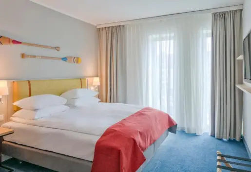 One bed executive courtyard view