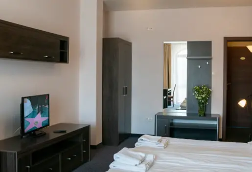 Potocki Dwór pokoje