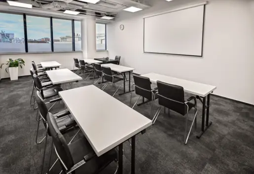 Sala 7 - Al. Jerozolimskie 123A