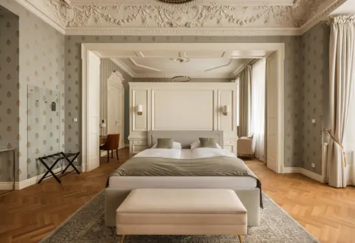 Aparthotel T12 przemienia się w Hotel Traugutta 12