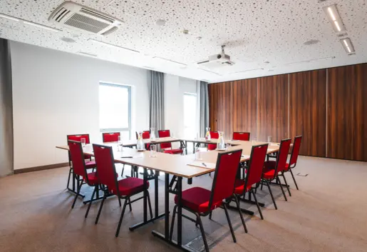 Focus Meeting Room 5