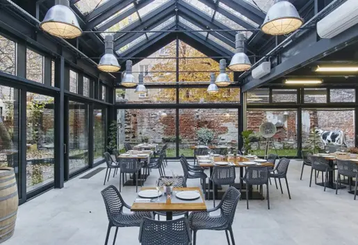 ARTBISTRO STALOWA 52