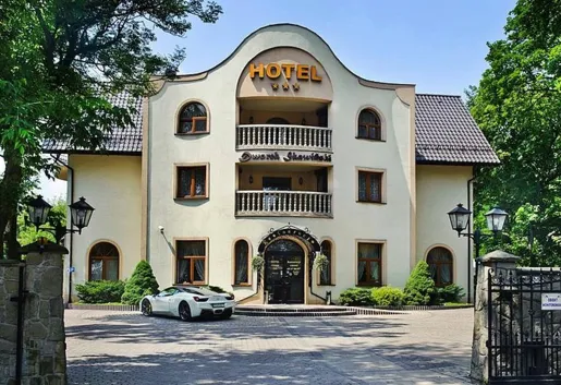 Hotel Dworek Skawiński