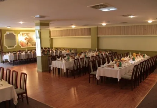 Restauracja Dąbrówka