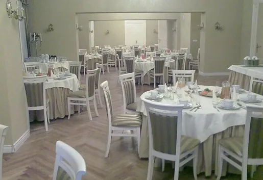 Pałac Biedrusko - zespół pałacowo-parkowy