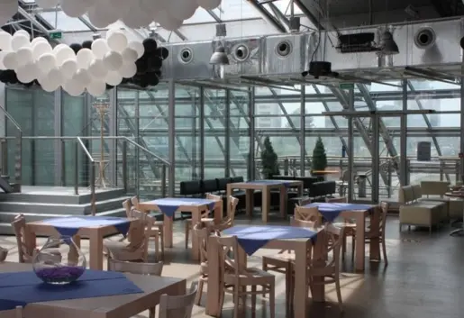 Sala restauracyjno-klubowa