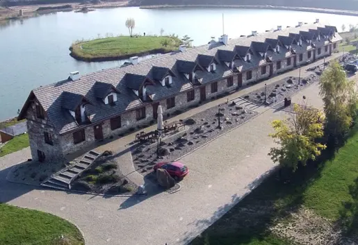 Dwupoziomowy 5-osobowy apartament