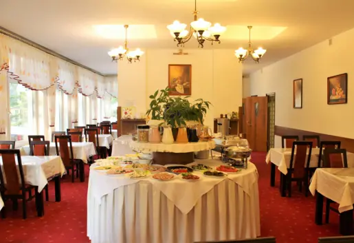 Sala śniadaniowo-bufetowa w Pensjonacie Telimena