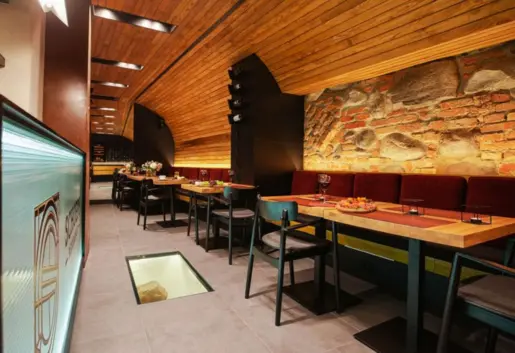 Schoeps Residence Poznan winiarnia