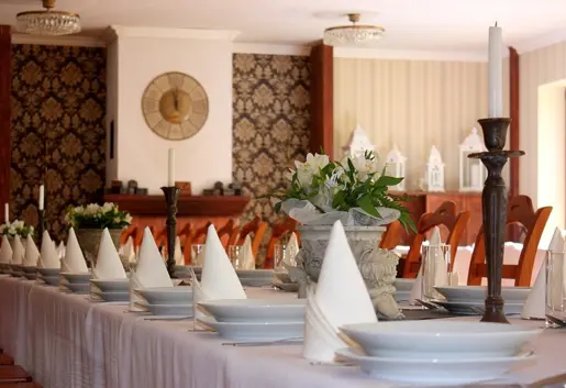 Sala Dworska Pałacyku Łąkomin	