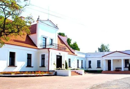 Dwór w Marcinkowie Górnym