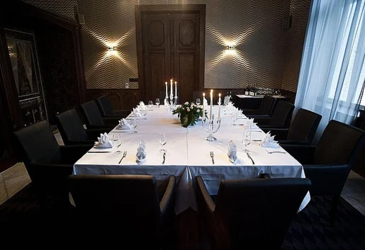 Hotel Platinum Palace z bliska: konferencje i spotkania