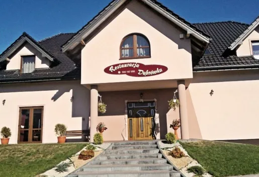 Hotel Restauracja Dąbrówka