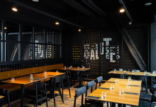 Sala tylnia - la Cava