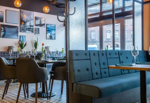 Live-Inn Room & Lobby Bar