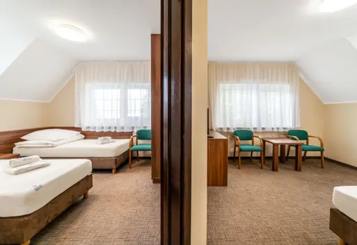 Kawiarnia nad jeziorem - apartament 4 os.