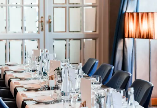 Stół na spotkanie firmowe