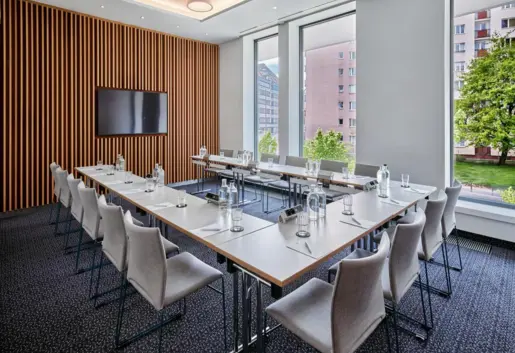 Holiday Inn Warsaw City Centre z większym zapleczem konferencyjnym i nowymi udogodnieniami dla gości