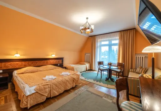 Zespół Pensjonatów Dolina Białego pokój trzyosobowy