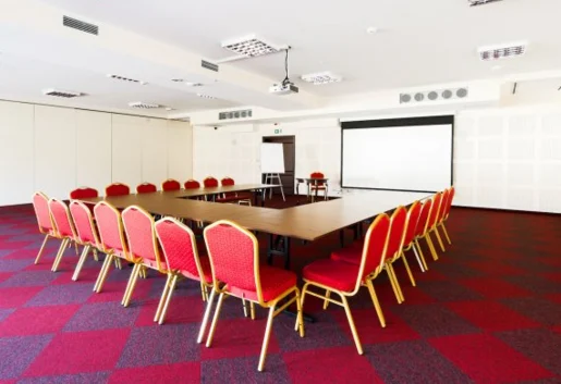 Sala Hutnik A3