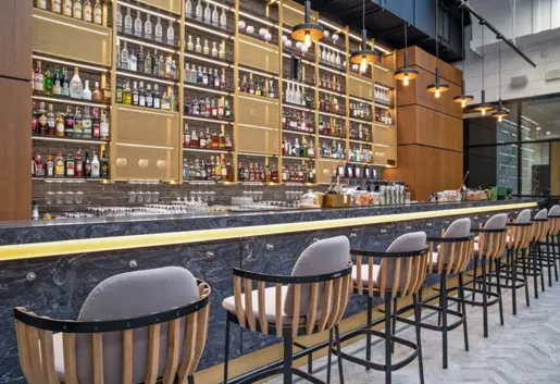 Golden Tulip Warsaw Bar