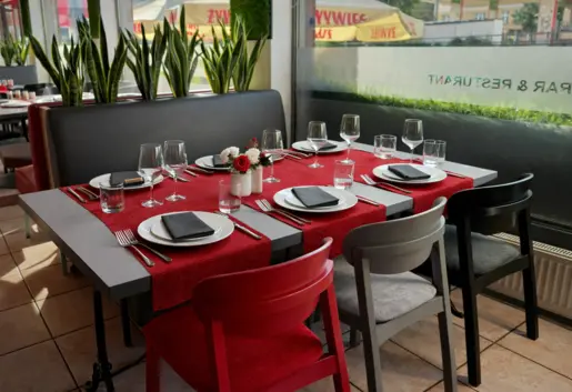 ibis kitchen &bar