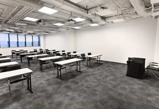 Sala 10 - Al. Jerozolimskie 123A