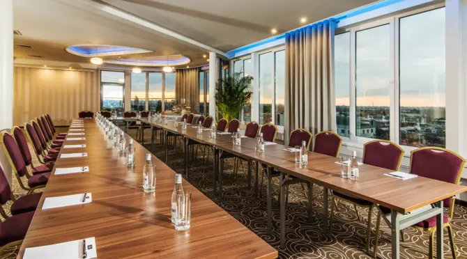 Lord Hotel Warsaw Airport - photo 2