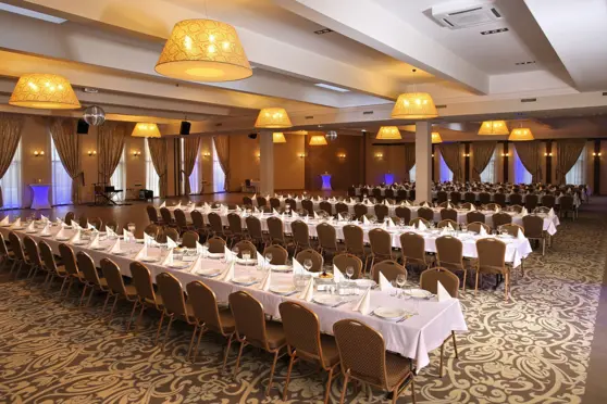 Centrum Confero w Nysie - zdjęcie 1