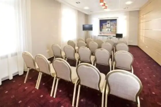 Hotel Panorama Mszczonów - photo 1