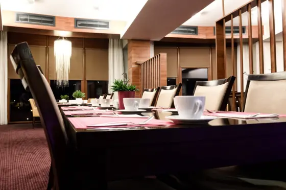 Vestil Hotel Piotrków Trybunalski restauracja