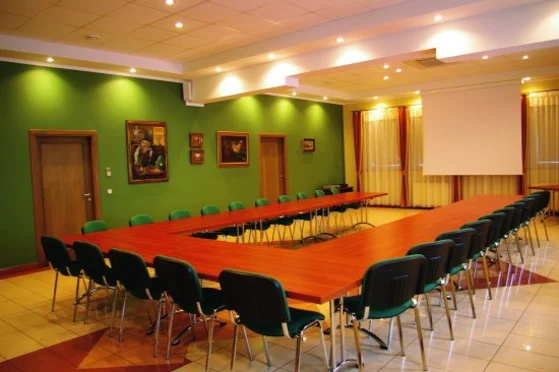 Klub 2CV - OBIEKT ZAMKNIĘTY - zdjęcie 1