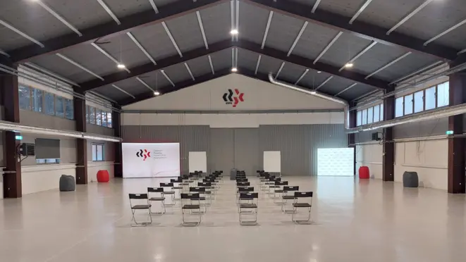 Centrum Rozwoju Przemysłów Kreatywnych Warszawa Hala Labo