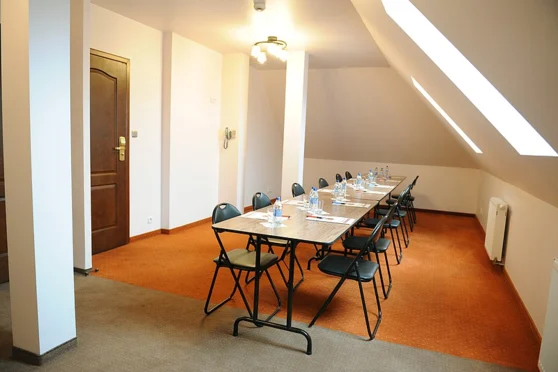 Karczma Czardasz w Koziegłowach - OBIEKT ZAMKNIĘTY - zdjęcie 6