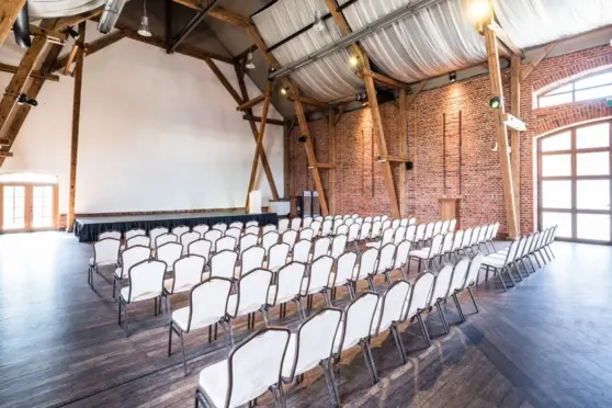 Zamek Topacz sala balowa