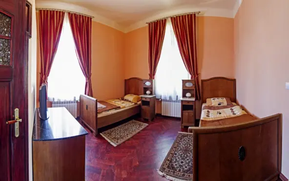 Villa Bergera Dzierzoniow pokoj