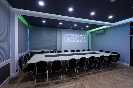 Pierwsze Piętro - zdjęcie 1