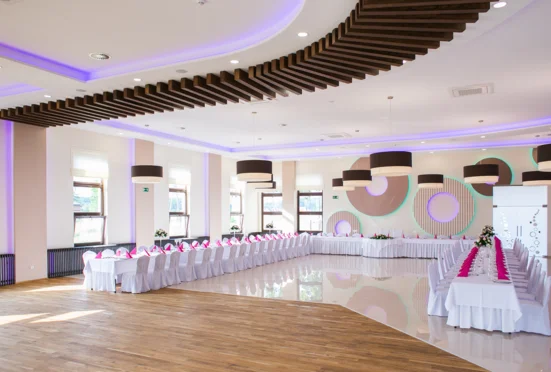 Czardasz- Kompleks Bankietowo-Konferencyjny - zdjęcie 8