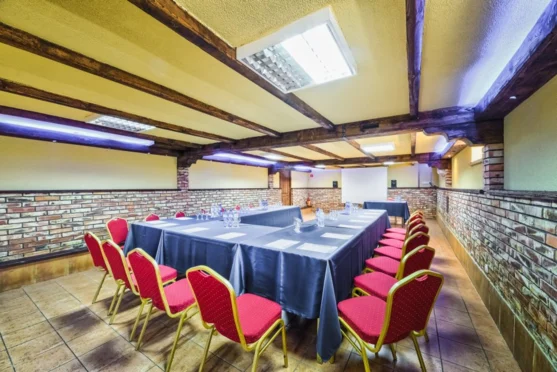 Hotel Grand Czestochowa sala konferencyjna srednia